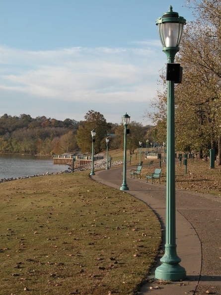 Sun 30 Oct 2005 05:52:24 PM EST