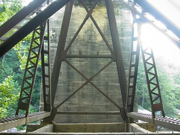 O&amp;W Bridge foundation