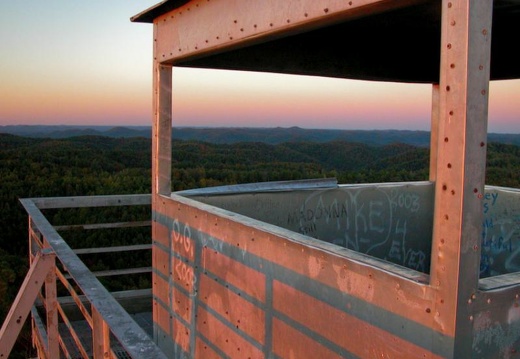 Tater Knob Firetower, RIP Dec. 2008