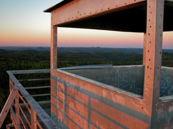 Tater Knob Firetower, RIP Dec. 2008