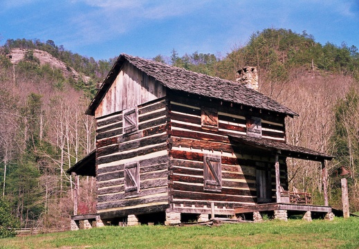 Gladie Cabin