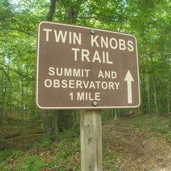 Twin Knobs Summit Trail