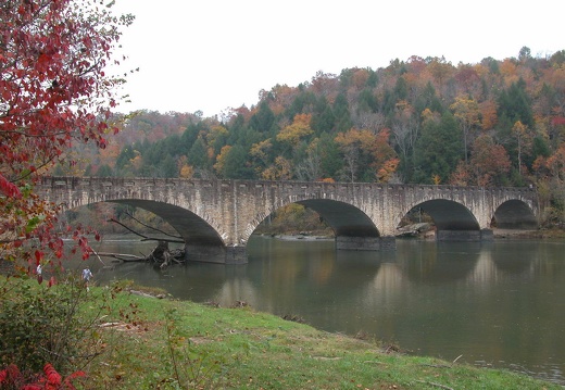 Bridge over Cumberland River - DSCN9266