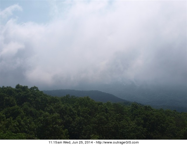 Low clouds in the Smokies